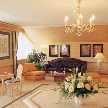 Le Petit Cervin Ξενοδοχείο Ζερμάτ Εξωτερικό φωτογραφία The lobby of the hotel
